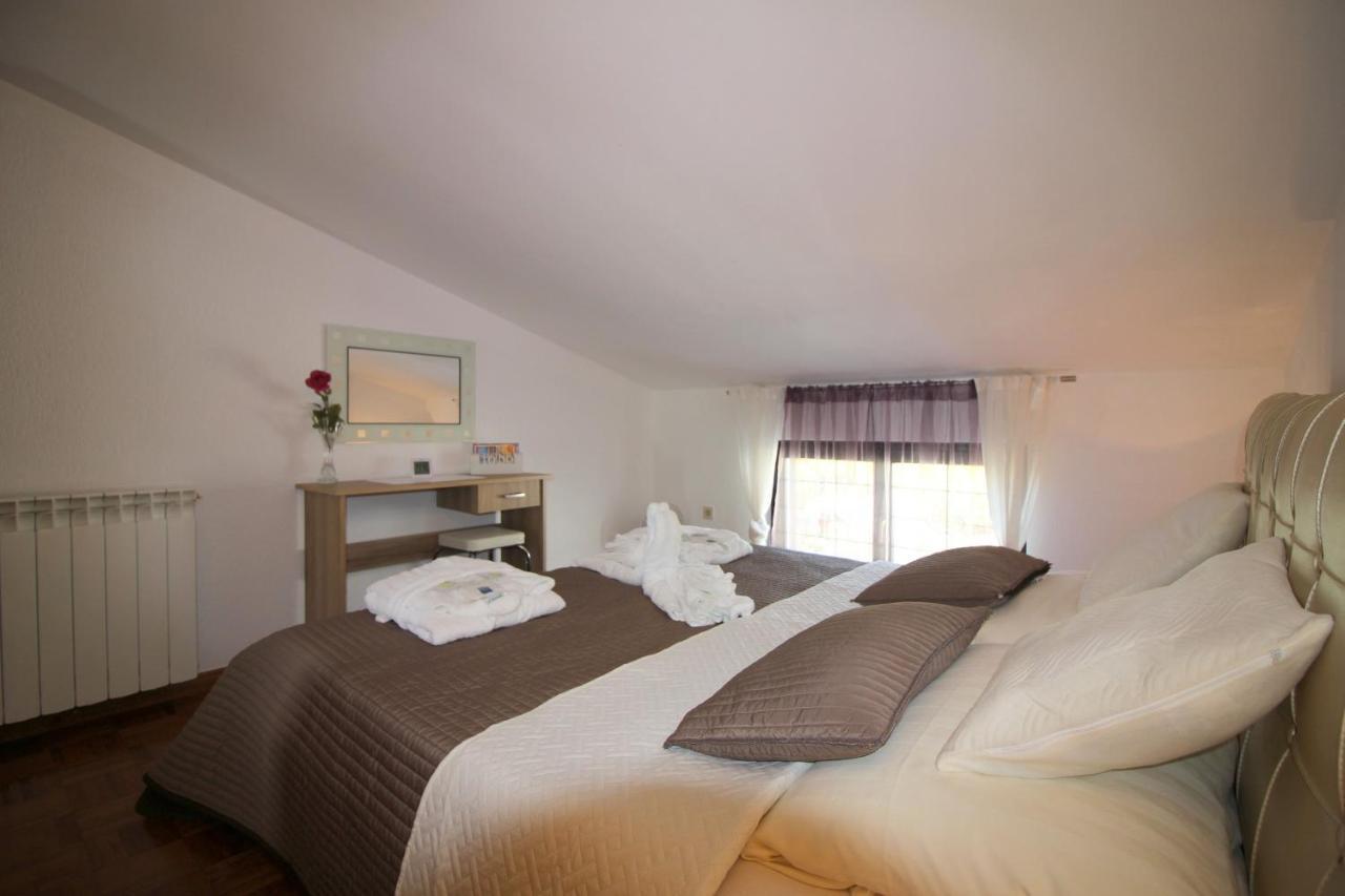 Apartments Vista Пореч Екстериор снимка