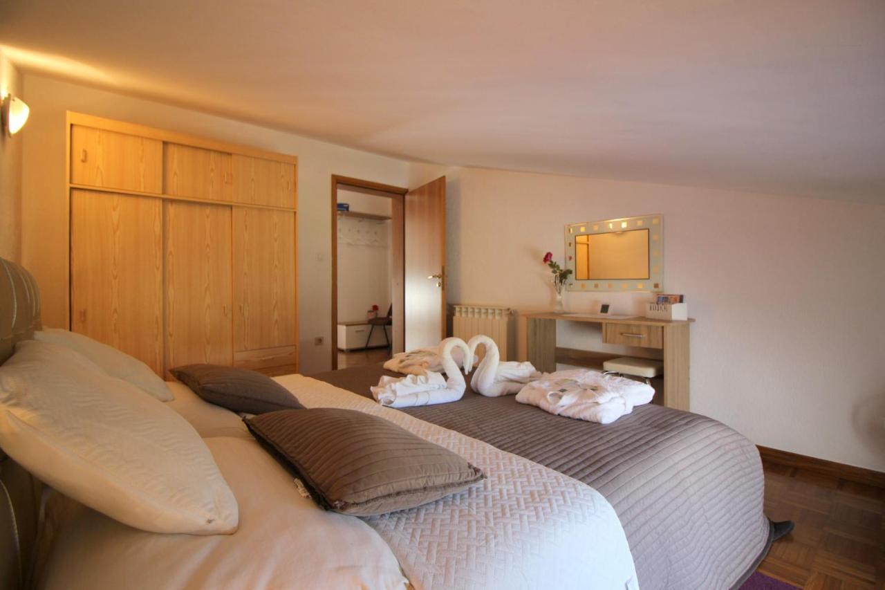 Apartments Vista Пореч Екстериор снимка